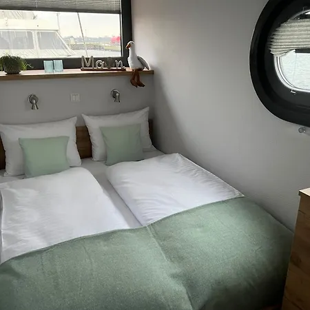 Traum-hausboot 